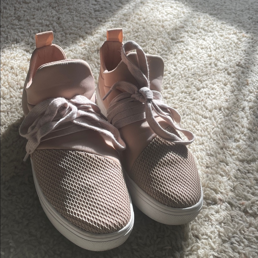 Steve Madden Blush Pink Beige Tan Women's Sneakers Lancer 8 - Picture 8 of 8